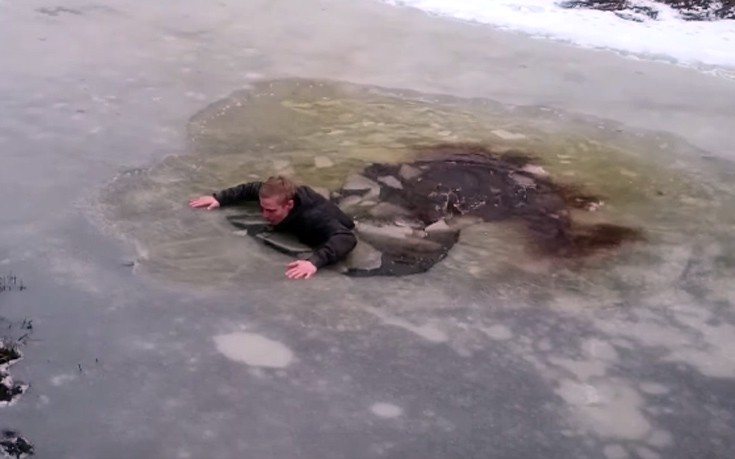 Πτώσεις και γκάφες σε ένα απολαυστικό βίντεο