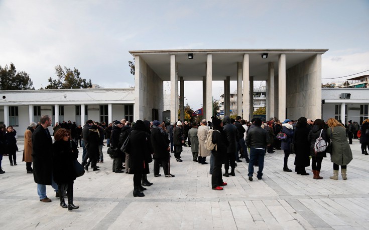 kdspyreyag4 kdspyreyag4