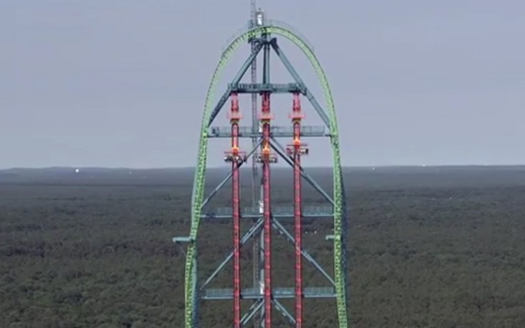 Αδρεναλίνη στο κόκκινο στο ψηλότερο και γρηγορότερο πύργο λούνα παρκ στον κόσμο