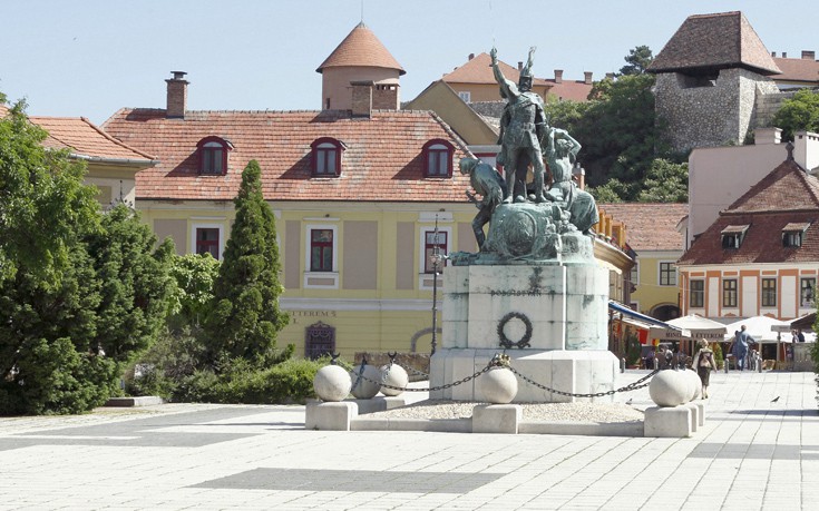 ΕΓΚΕΡ ΟΥΓΓΑΡΙΑ ΕΓΚΕΡ ΟΥΓΓΑΡΙΑ