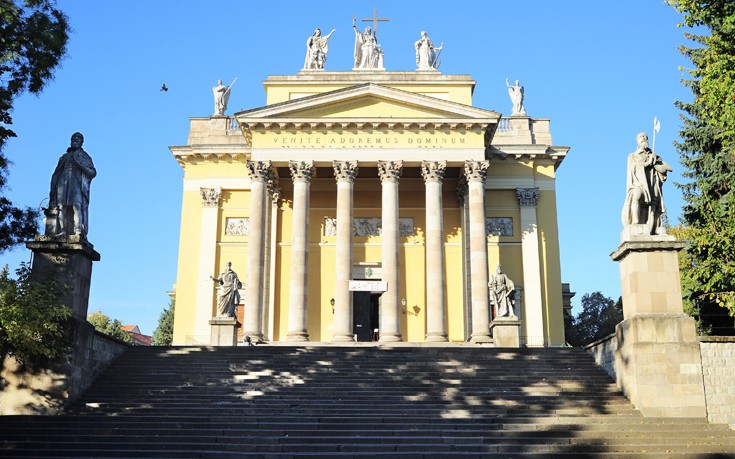 ΕΓΚΕΡ ΟΥΓΓΑΡΙΑ ΕΓΚΕΡ ΟΥΓΓΑΡΙΑ