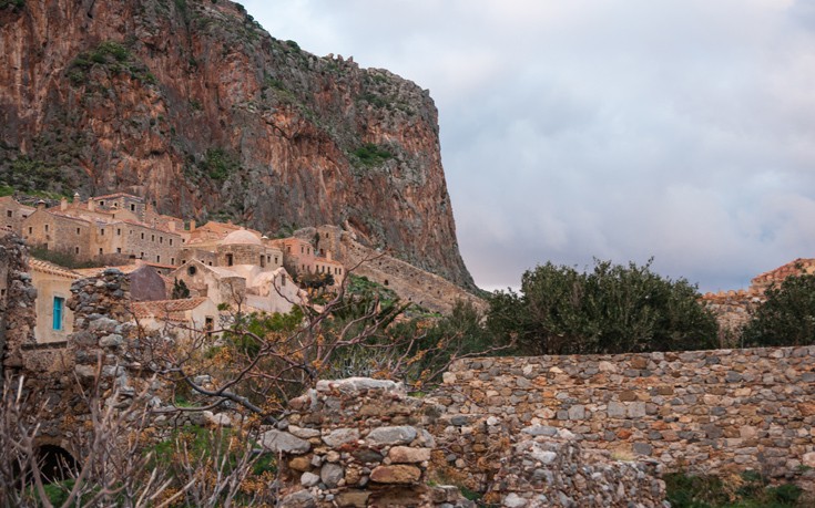 ΜΟΝΕΜΒΑΣΙΑ ΜΟΝΕΜΒΑΣΙΑ