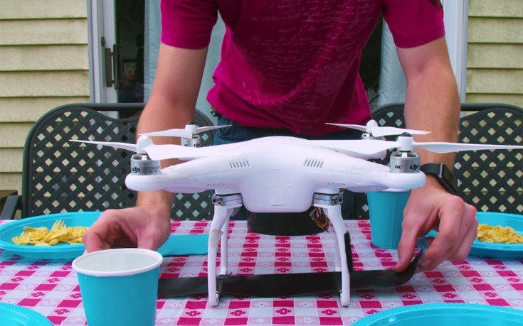 Μπορεί ένα drone να μαζέψει το τραπέζι;