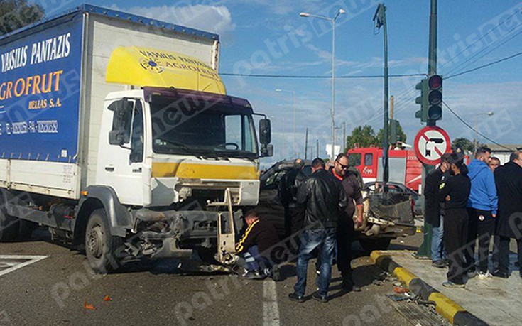 Τρεις νεκροί σε τροχαίο στην εθνική οδό Πατρών-Πύργου