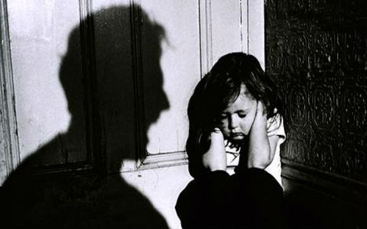 «Σπάστε τη Σιωπή» στην παιδική σεξουαλική κακοποίηση