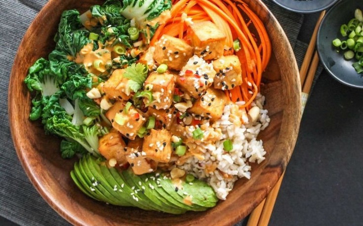 Τι είναι το περιβόητο Buddha Bowl, η νέα τάση διατροφής