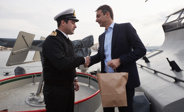 Στο κέντρο προσφύγων και μεταναστών στη Μόρια ο Μητσοτάκης