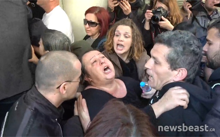 Τι καταγγέλλει η εργαζόμενη που λιποθύμησε στο υπουργείο Υγείας