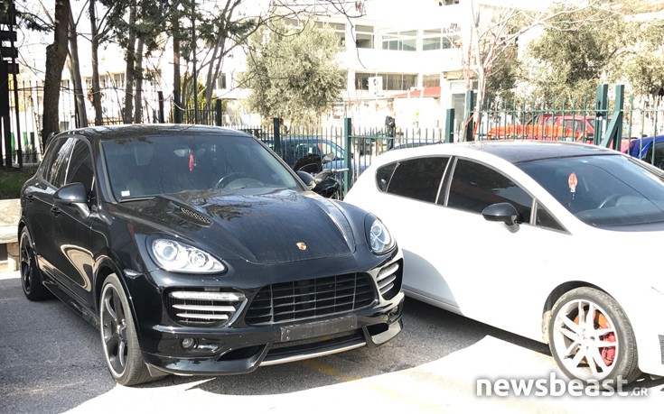 Porsche και Mercedes στον στόλο της «μαφίας των Ρομά»