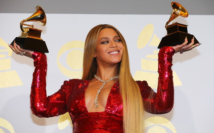 Η Beyonce μας συστήνει τα δίδυμά της