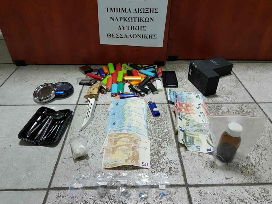 Σε αναπτήρες έκρυβε ναρκωτικές ουσίες 41χρονος