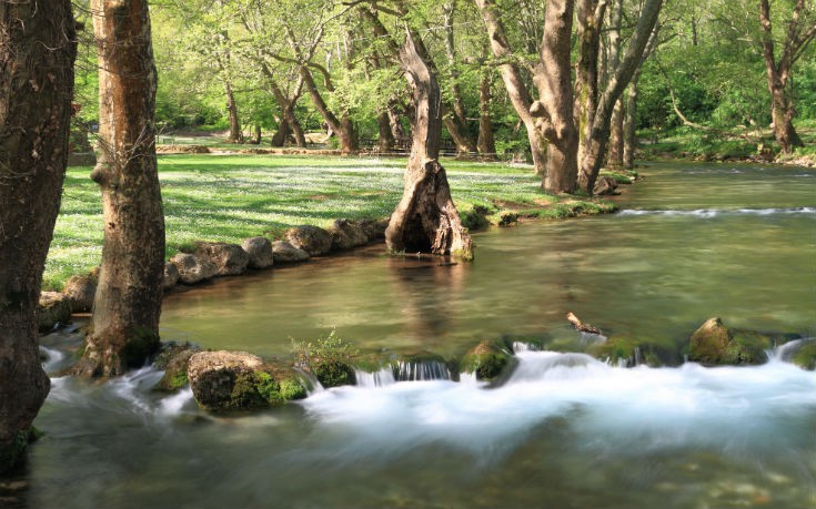 Έξυπνες προτάσεις ταξιδιών για τα τριήμερα του 2017