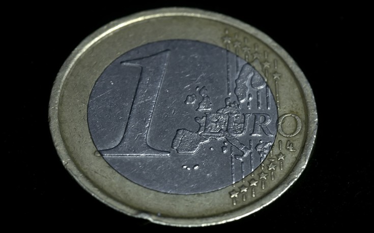 «Η Ελλάδα να βγει από το ευρώ και να διαγραφεί εξ΄ ολοκλήρου το χρέος»