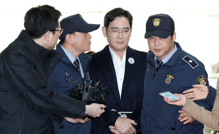 Στον ανακριτή ο επικεφαλής της Samsung για σκάνδαλο διαφθοράς