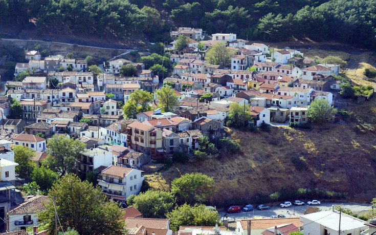 «Αγώνας δρόμου» στην Σαμοθράκη για να προλάβουν τις βροχές του χειμώνα