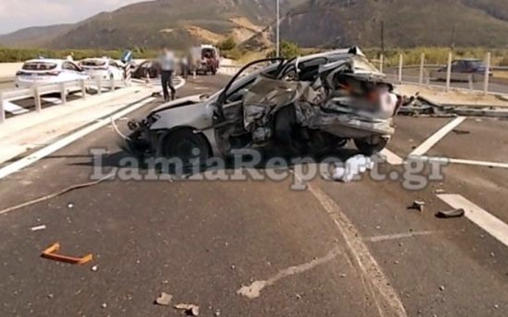 Φρικτό τροχαίο με δύο νεκρούς στην άσφαλτο