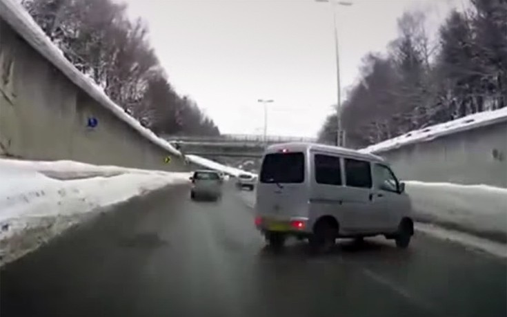 Ευτράπελα στους δρόμους της Ασίας