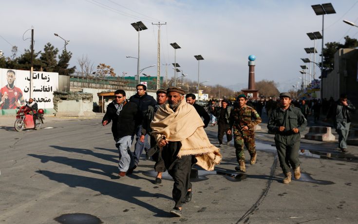 Τουλάχιστον 30 νεκροί από την επίθεση σε νοσοκομείο της Καμπούλ