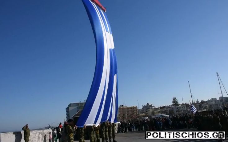 Ο Μητροπολίτης Χίου ευχήθηκε με… Μελίνα Ασλανίδου