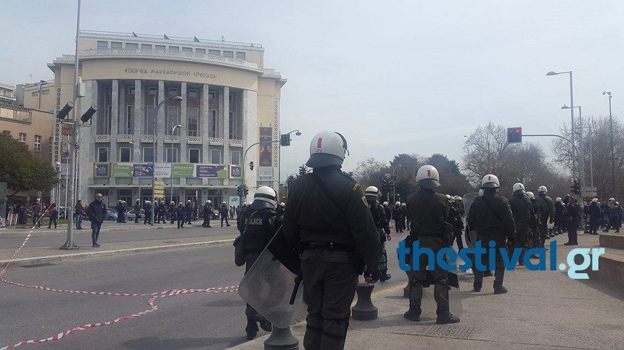 Παράλληλες συγκεντρώσεις αντιεξουσιαστών και εθνικιστών στη Θεσσαλονίκη