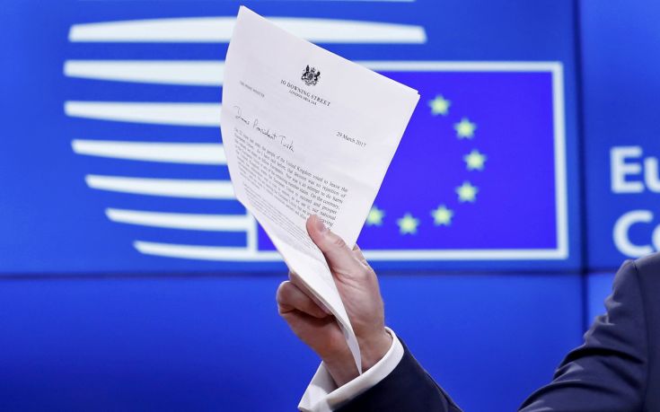 Τι αλλάζει στο Brexit το ναυάγιο της Μέι στις βρετανικές εκλογές