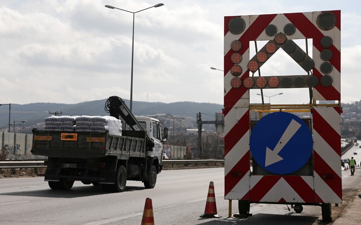 Εκτροπή φορτηγού στη Χαλκηδόνα Θεσσαλονίκης