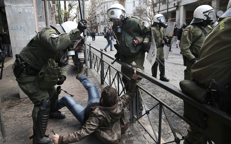 Η οργή των αγροτών στην Αθήνα