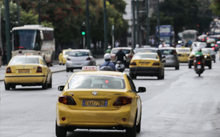 Χωρίς ταξί η Αθήνα την Τρίτη για εννέα ώρες