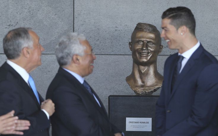 Αεροδρόμιο πήρε το όνομα «Cristiano Ronaldo» αλλά η προτομή είναι σκέτη αποτυχία