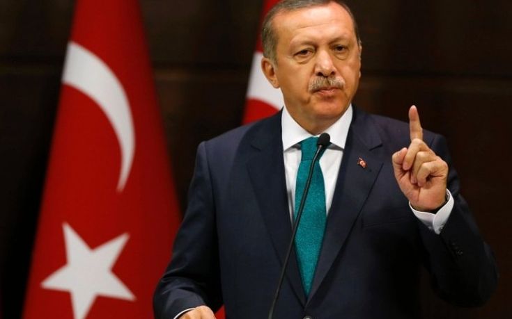 Guardian: Ολοκληρώνεται η στροφή της Τουρκίας στην απολυταρχία