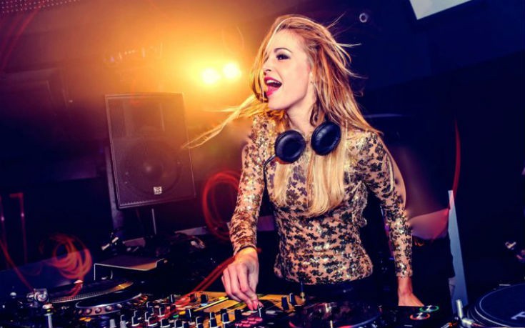 Party στο Galaxy Bar με την Dj Tanja La Croix
