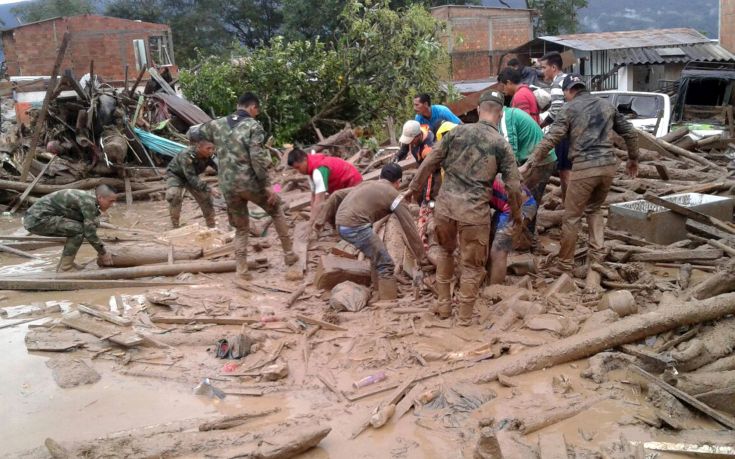 Τουλάχιστον 110 οι νεκροί από τις πλημμύρες στην Κολομβία