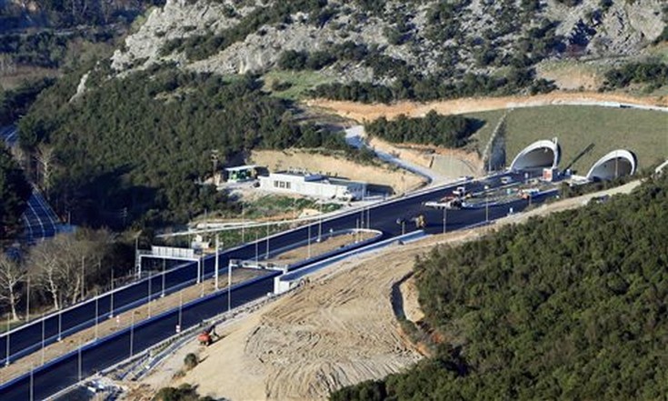 Στην κυκλοφορία η σήραγγα των Τεμπών