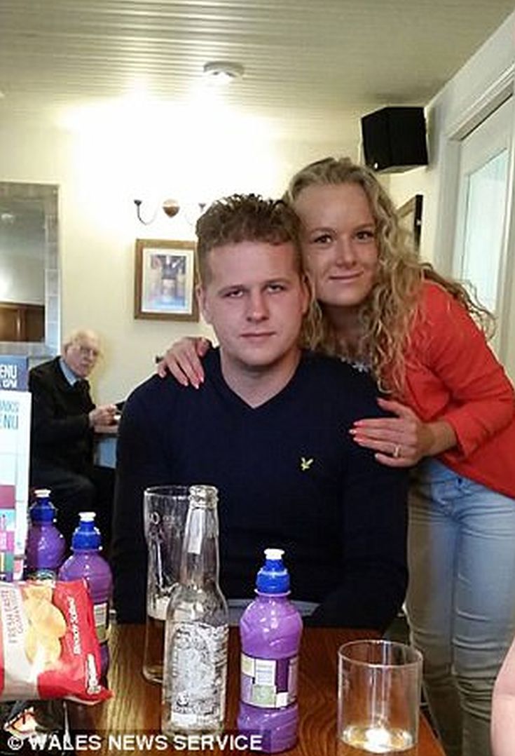 3F2F76F000000578-0-image-a-20_1492008825546 3F2F76F000000578-0-image-a-20_1492008825546