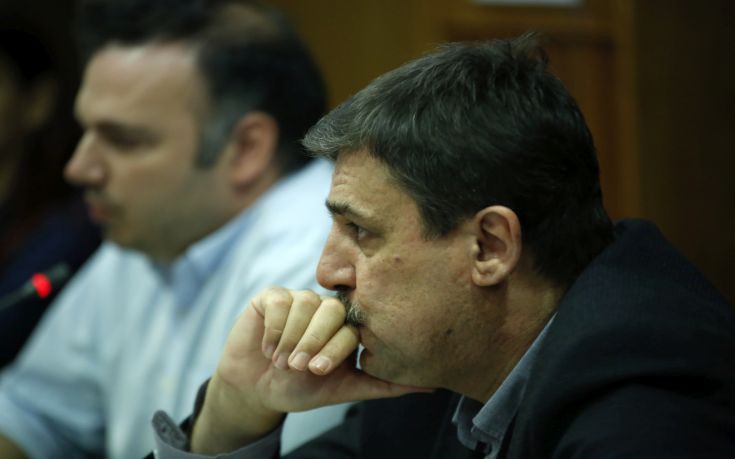Ένταση και διαπληκτισμοί με αντιεξουσιαστές σε εκδήλωση του ΣΥΡΙΖΑ για την υγεία