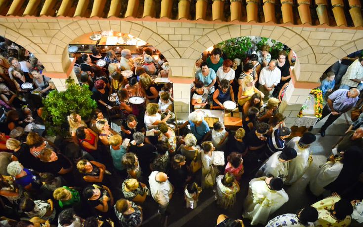 Πότε κάνουμε το σταυρό μας και πότε όχι