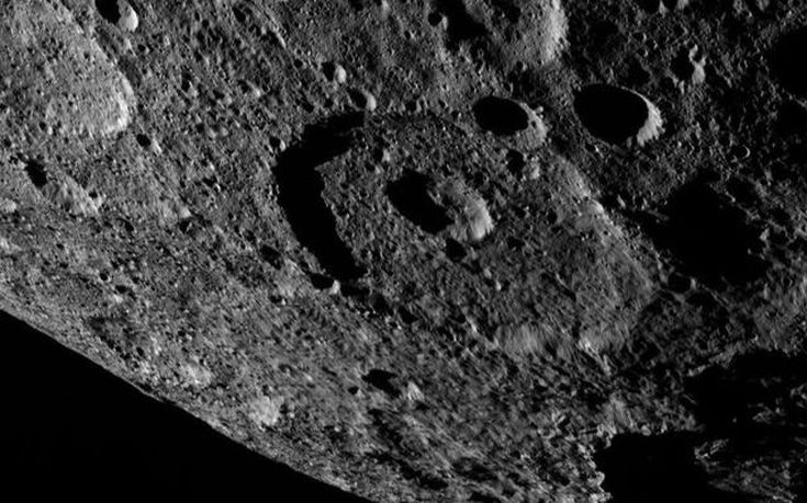 Κατολισθήσεις στον πλανήτη-νάνο Δήμητρα