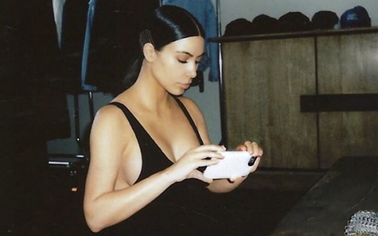 Η οικογενειακή φωτογραφία της Kim Kardashian που ξεπερνά τα 4 εκατομμύρια likes