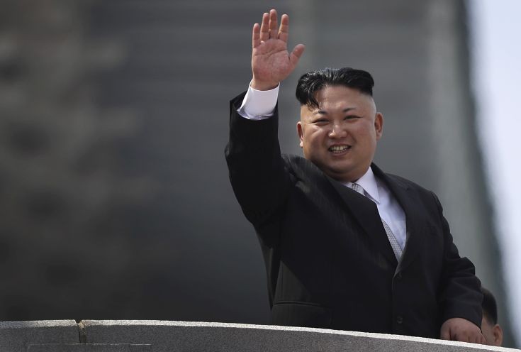 Ο Κιμ Γιονγκ Ουν αναστέλλει τις δοκιμές πυρηνικών όπλων και βαλλιστικών πυραύλων