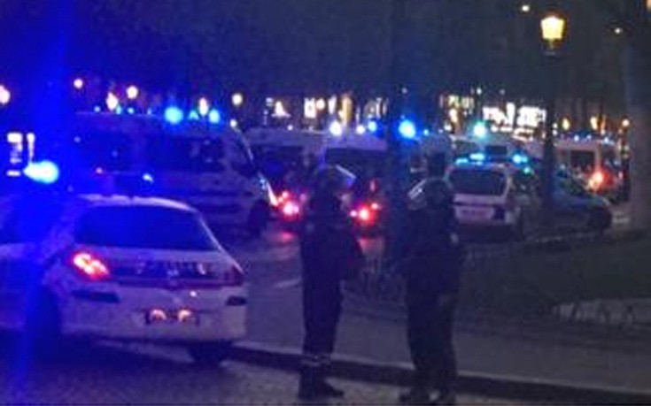 Ανοικτά όλα τα ενδεχόμενα για την αιματηρή επίθεση στο Παρίσι