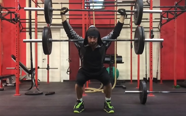 Ρώσος αρσιβαρίστας κάνει τα δικά του