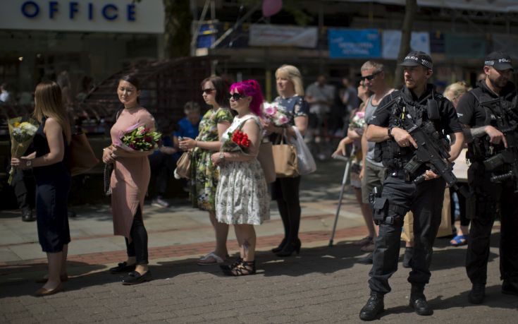 Πιθανό να έχουν διαφύγει με εκρηκτικά συνεργοί του βομβιστή του Μάντσεστερ