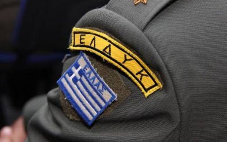 Με τιμές ήρωα η ταφή των οστών του έφεδρου ανθυπασπιστή των ΕΛΔΥΚ, Ελευθέριου Άνθη