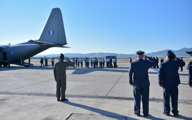 Στα Χανιά με C-130 η σορός του Κωνσταντίνου Μητσοτάκη