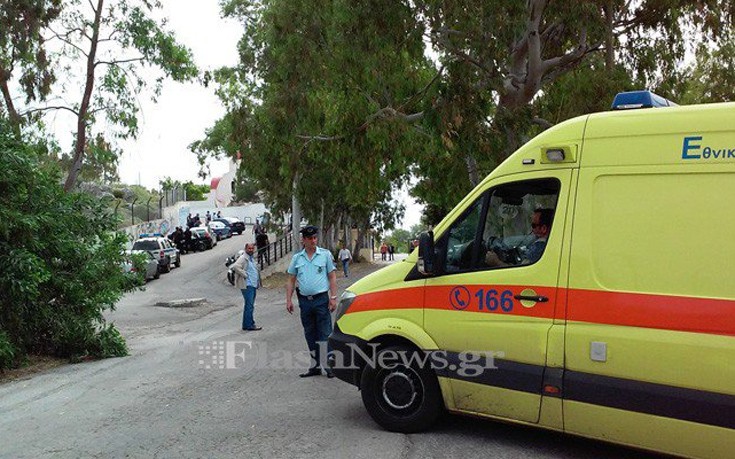 Τρεις εργαζόμενοι εγκλωβισμένοι μέσα στον ΟΚΑΝΑ