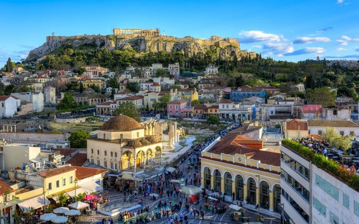 Οι λόγοι που αγαπάμε την Αθήνα τώρα που καλοκαιριάζει
