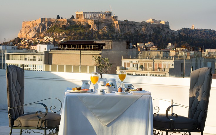 Υψηλή αισθητική και ποιότητα στο ανακαινισμένο Τιτάνια