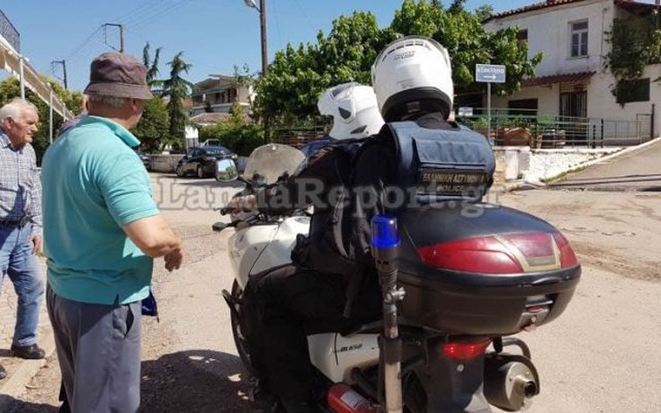 Μαχαίρωσε γυναίκα και στη συνέχεια πήγε στο καφενείο για φραπέ!