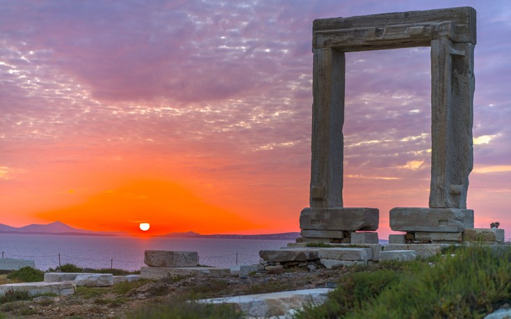 ΝΑΞΟΣ ΠΟΡΤΑΡΑ