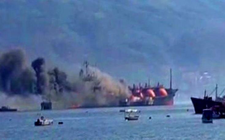 Κινδύνευσαν στο Μαρμαρά από φωτιά σε πλοίο